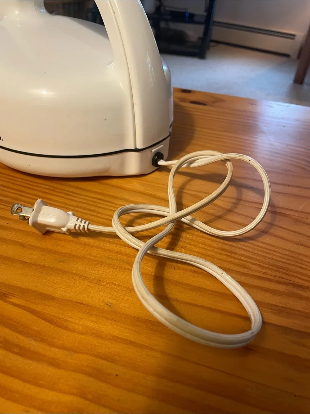 White Electric Kettle with Easy-Grip Handle